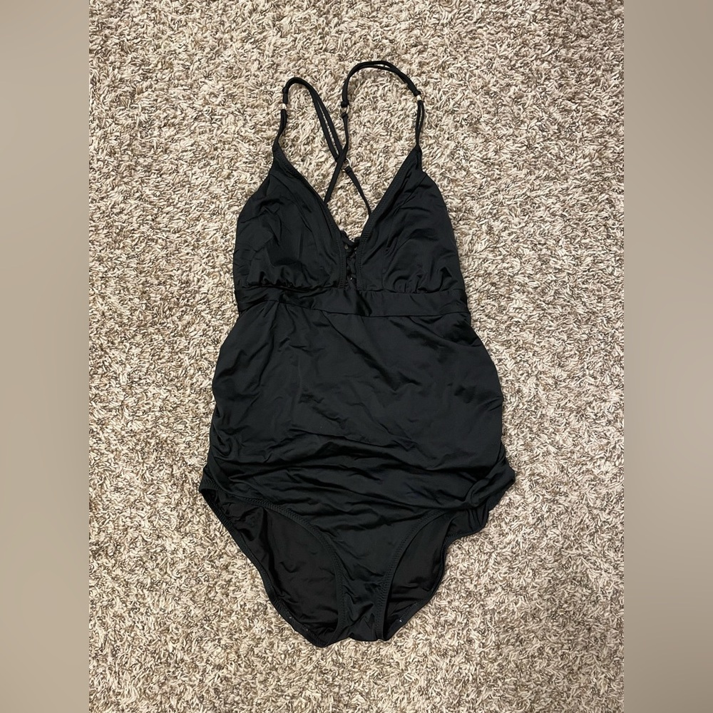 A pea in the pod maternity swimsuit